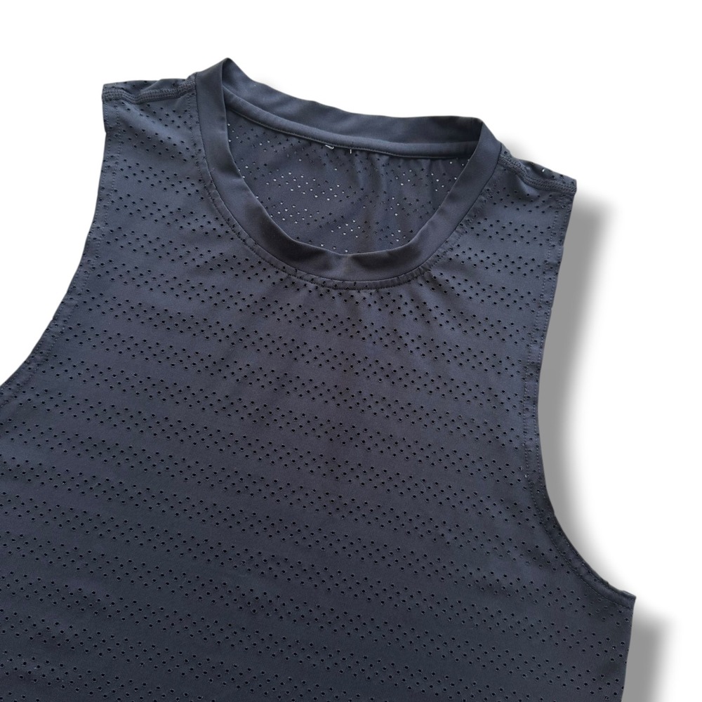 Zyia Active Women's M Black Perforated Mesh Muscle Tank Top Relaxed Fit Workouts